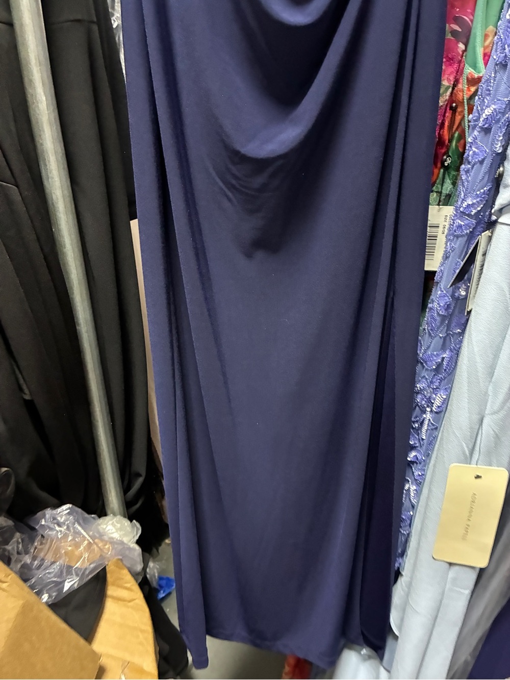 Betsy & Adam Size 2P NWT Navy Sequin Short Sleeve Formal Evening Gown GALA MOB - Picture 9 of 15